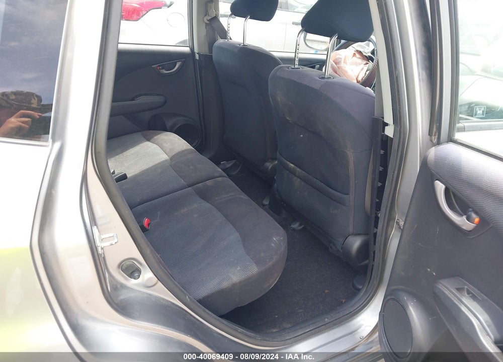 2010 HONDA FIT SPORT VIN: JHMGE8H4XAC028635