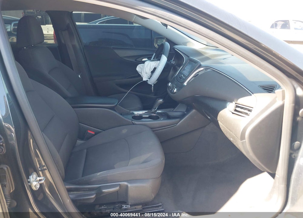 2018 CHEVROLET MALIBU LT VIN: 1G1ZD5STXJF127670