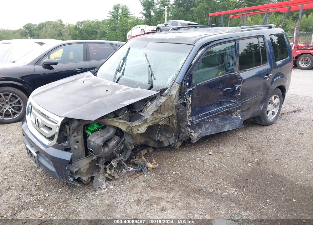 2011 HONDA PILOT EX-L VIN: 5FNYF3H50BB014195