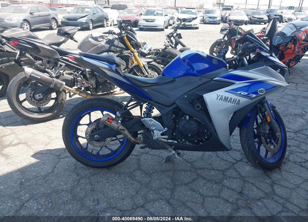 2015 YAMAHA YZFR3 VIN: MH3RH06Y5FK001270