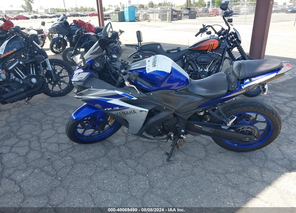 2015 YAMAHA YZFR3 VIN: MH3RH06Y5FK001270