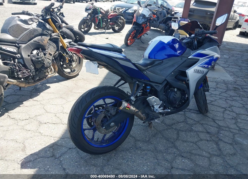 2015 YAMAHA YZFR3 VIN: MH3RH06Y5FK001270