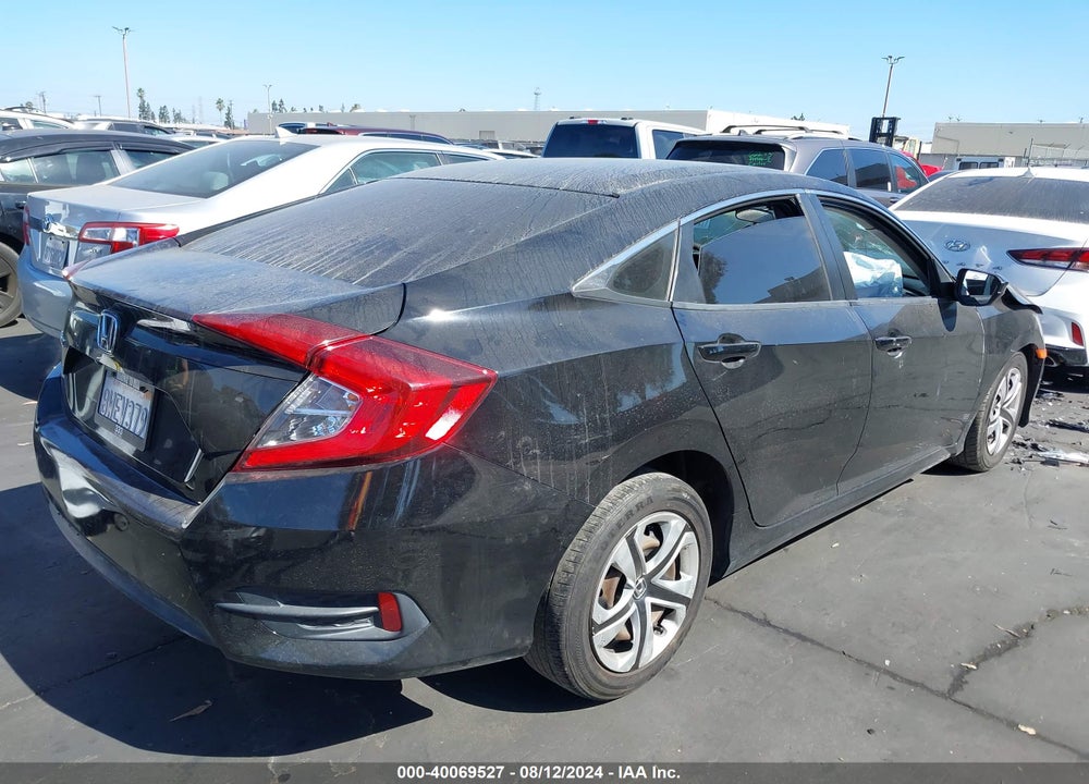 2018 HONDA CIVIC LX VIN: 2HGFC2F53JH535581
