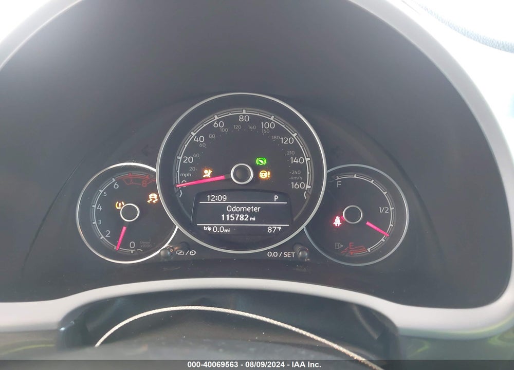 2018 VOLKSWAGEN BEETLE 2.0T COAST/2.0T S/2.0T SE VIN: 3VW5DAAT9JM515373