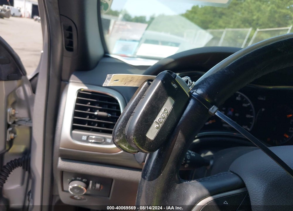 2019 JEEP GRAND CHEROKEE ALTITUDE 4X4 VIN: 1C4RJFAG1KC837926