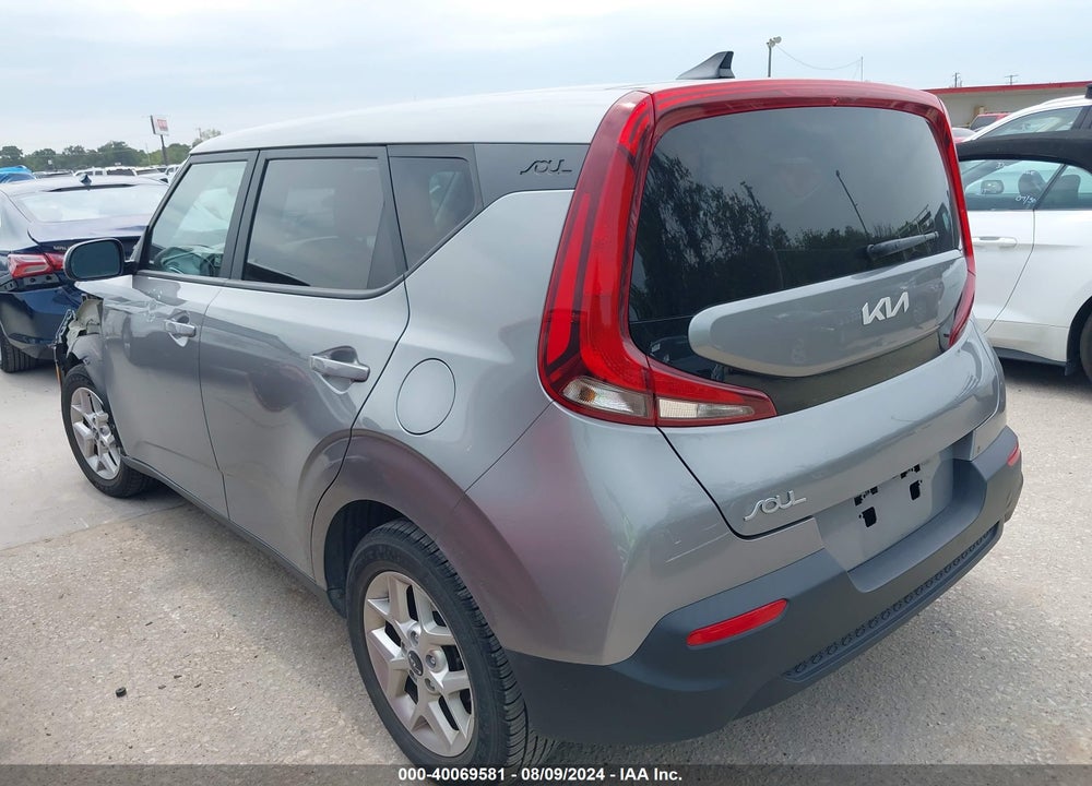 2022 KIA SOUL LX VIN: KNDJ23AU6N7809339