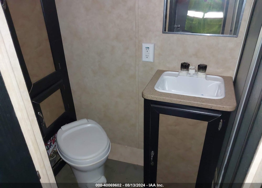 2011 FOREST RIVER OTHER VIN: 4X4TWPU22BB011468