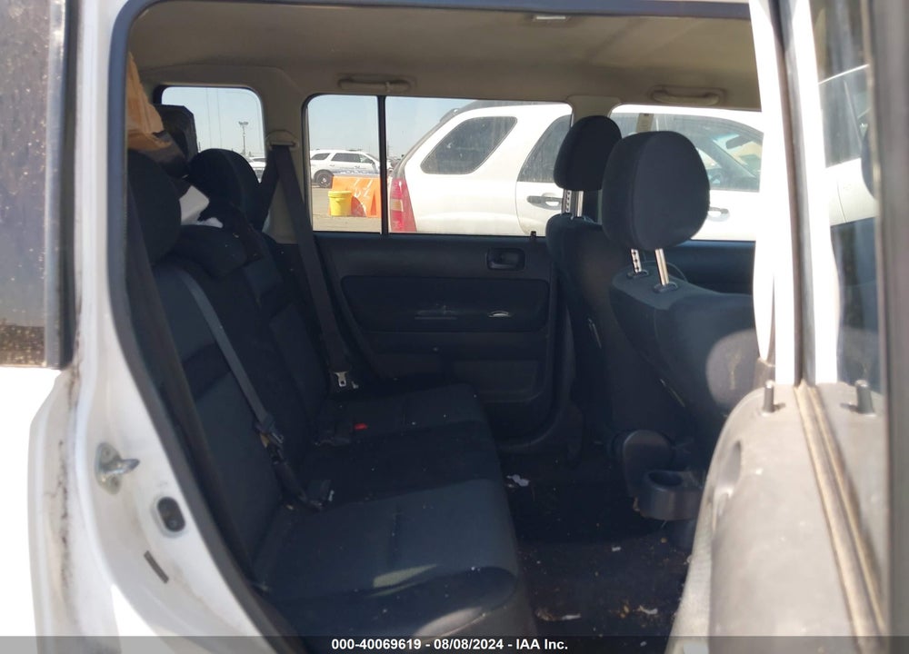 2006 SCION XB VIN: JTLKT324X64114577