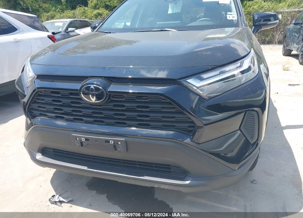 2024 TOYOTA RAV4 XLE VIN: 2T3W1RFV4RC280935