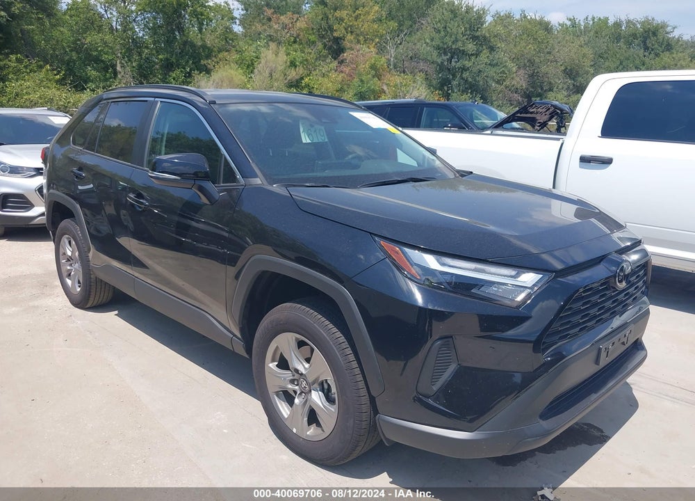 2024 TOYOTA RAV4 XLE VIN: 2T3W1RFV4RC280935