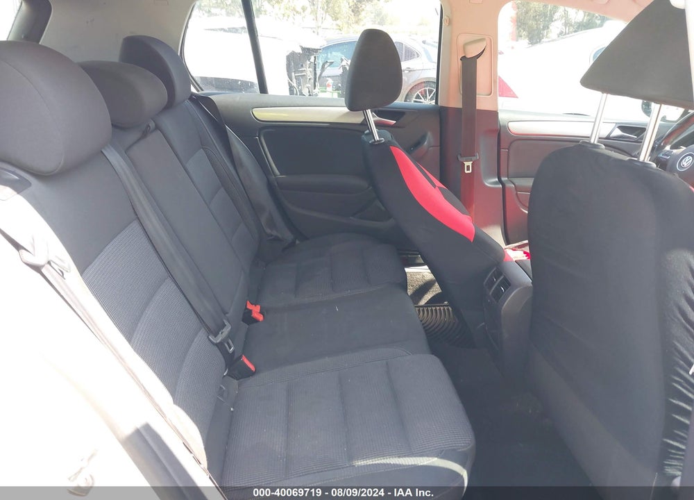 2013 VOLKSWAGEN GOLF 2.0L TDI 4-DOOR VIN: WVWDM7AJ8DW043039