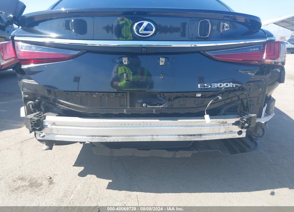 2022 LEXUS ES 300H VIN: 58ADA1C13NU025245