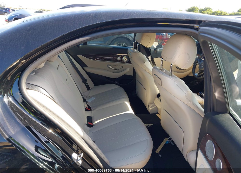 2018 MERCEDES-BENZ E 300 VIN: WDDZF4JB0JA333815