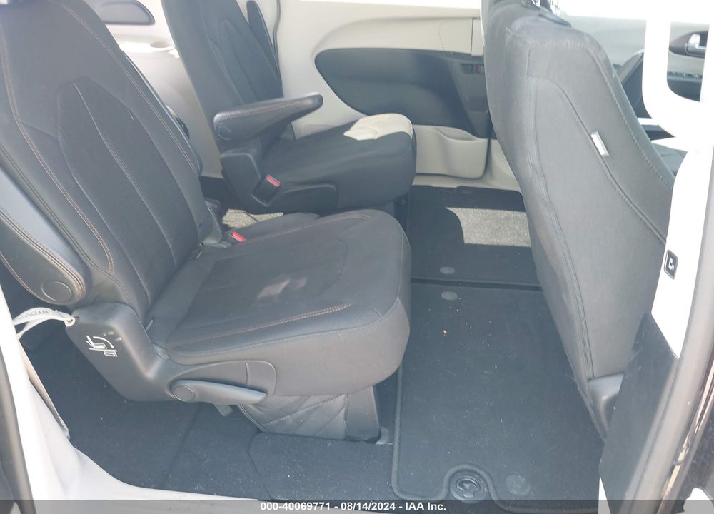 2017 CHRYSLER PACIFICA TOURING VIN: 2C4RC1DGXHR525449