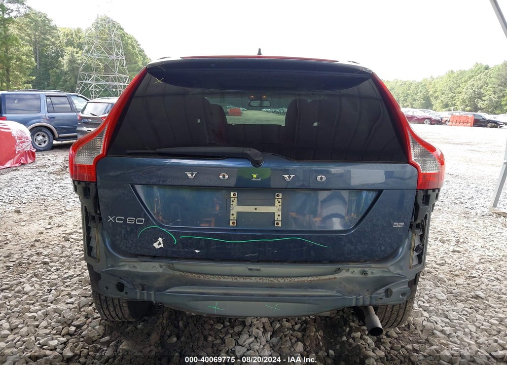 2010 VOLVO XC60 3.2 VIN: YV4982DL0A2122876