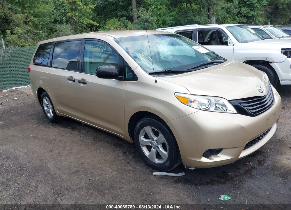 2011 TOYOTA SIENNA VIN: 5TDKA3DC8BS004888