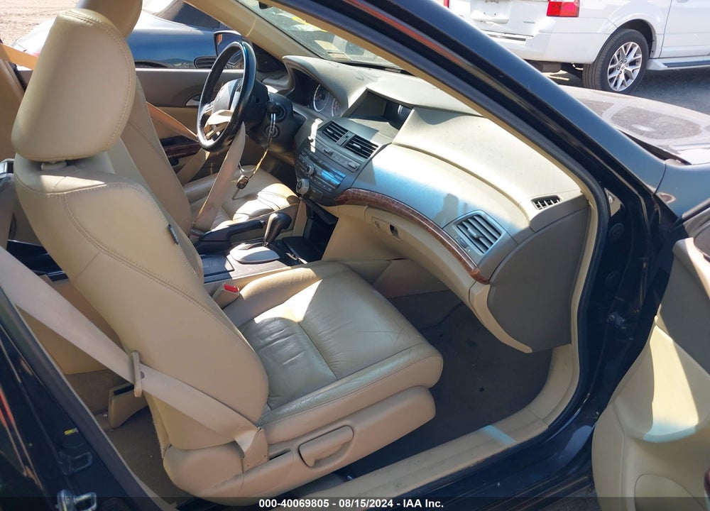 2009 HONDA ACCORD 2.4 EX-L VIN: 1HGCP26879A058715
