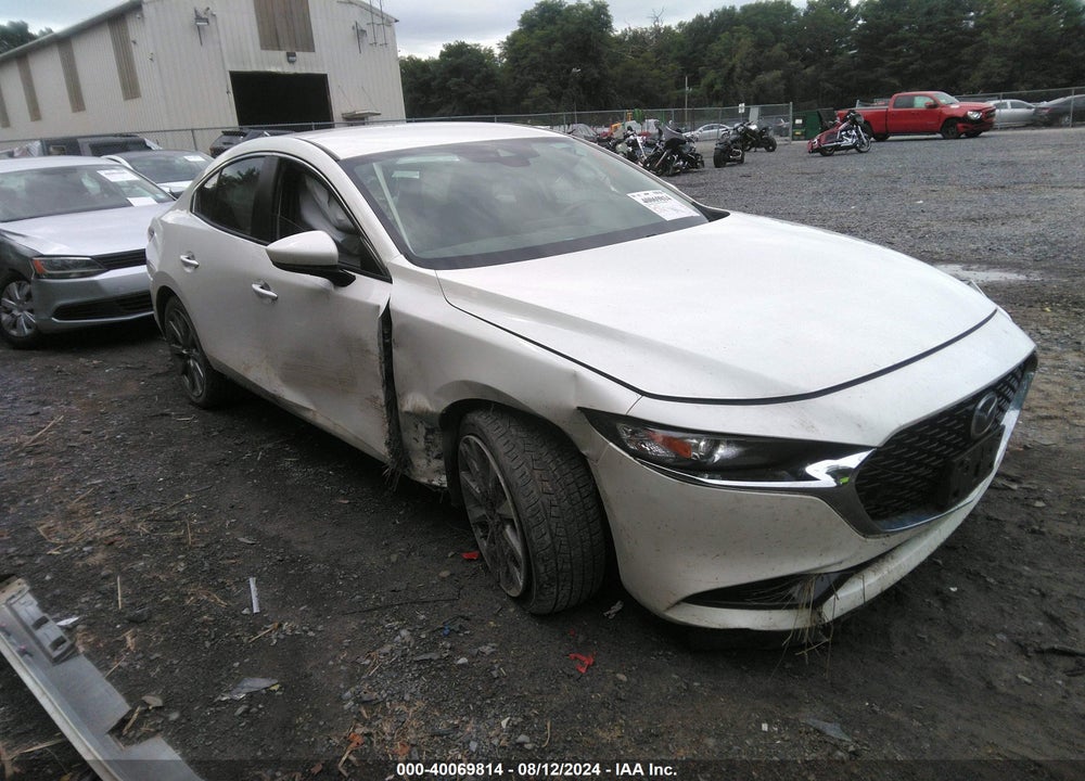2020 MAZDA 3 PREFERRED PACKAGE VIN: JM1BPADL9L1170306