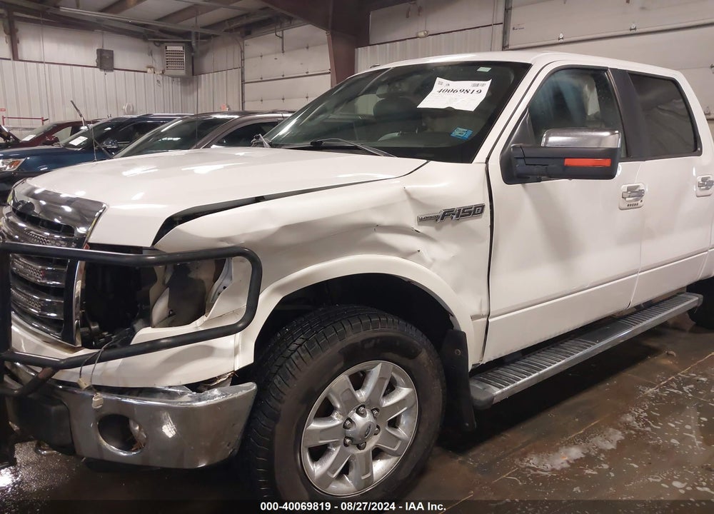 2014 FORD F-150 LARIAT VIN: 1FTFW1EF8EKG48452