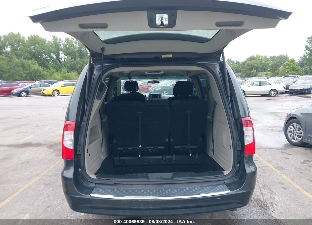 2011 CHRYSLER TOWN & COUNTRY TOURING VIN: 2A4RR5DG8BR650201