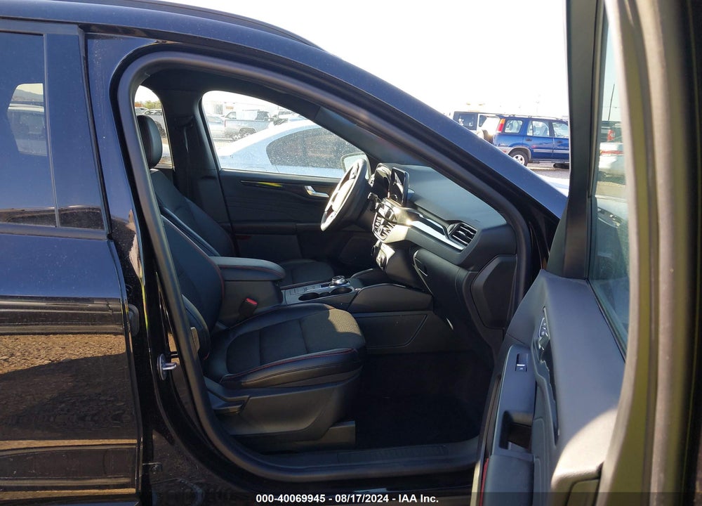 2024 FORD ESCAPE ST LINE VIN: 1FMCU9MNXRUA57612