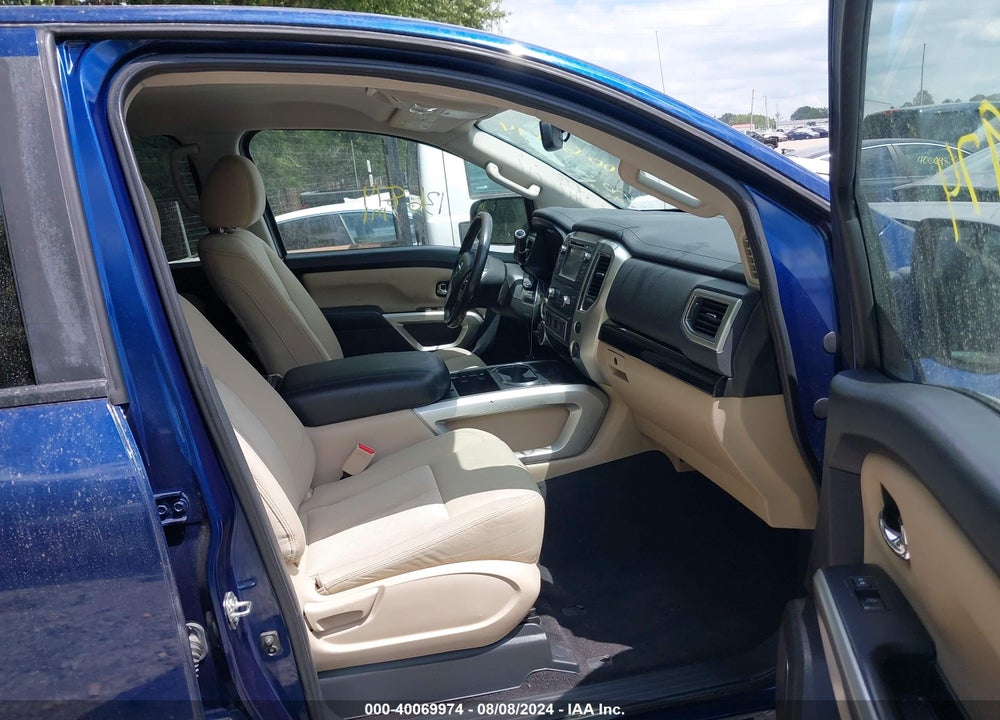 2017 NISSAN TITAN SV VIN: 1N6AA1E56HN503586
