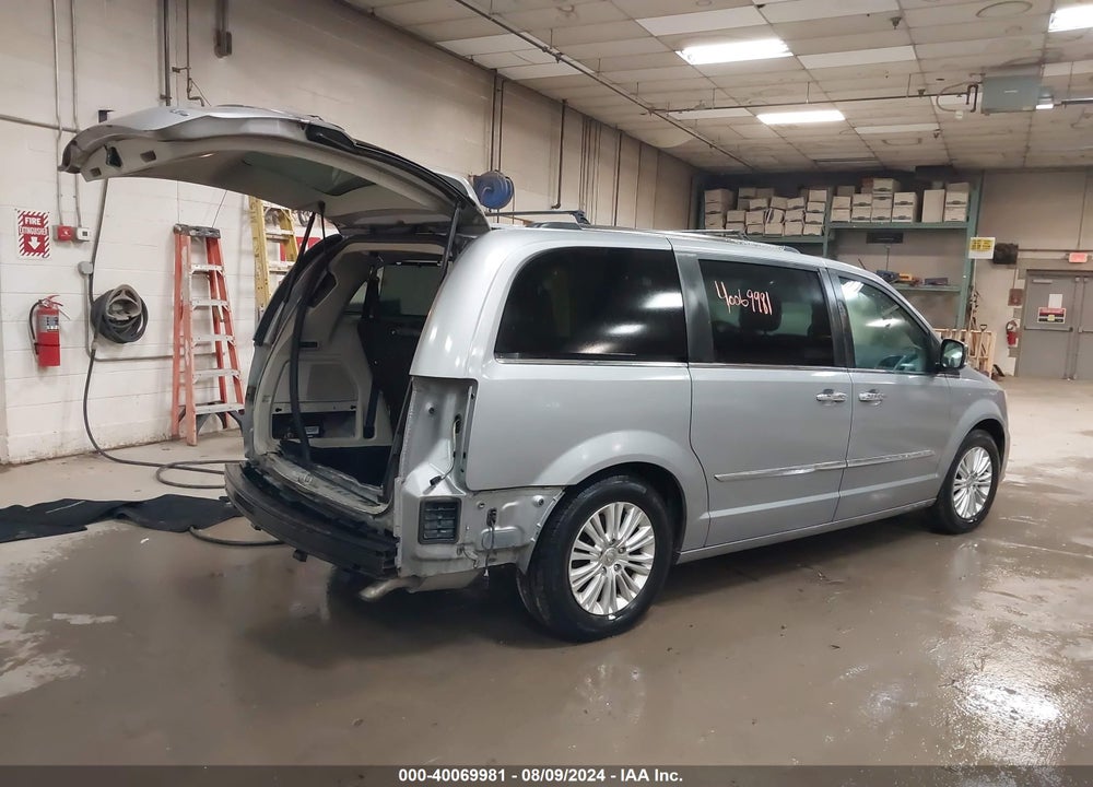 2014 CHRYSLER TOWN & COUNTRY LIMITED VIN: 2C4RC1GG1ER189374
