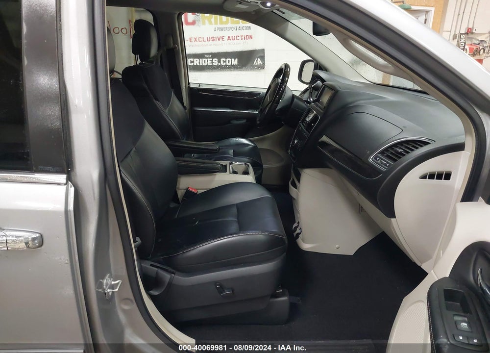 2014 CHRYSLER TOWN & COUNTRY LIMITED VIN: 2C4RC1GG1ER189374