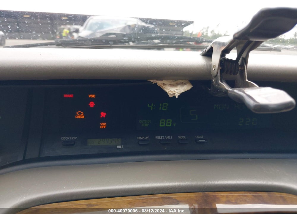 2001 TOYOTA AVALON XLS VIN: 4T1BF28B81U120496