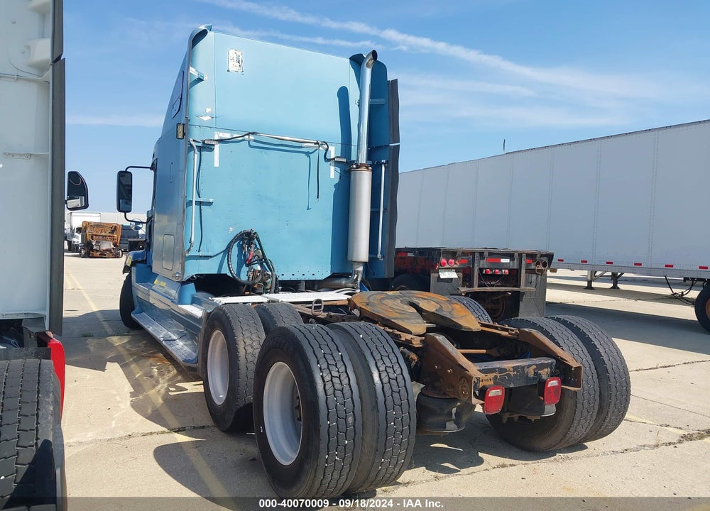 2002 FREIGHTLINER CONVENTIONAL ST120 VIN: 1FUJBBCGX2LG29409