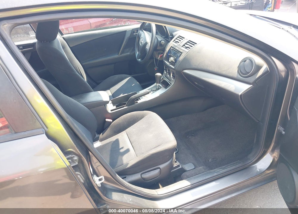 2010 MAZDA 3 I TOURING VIN: JM1BL1SFXA1300356
