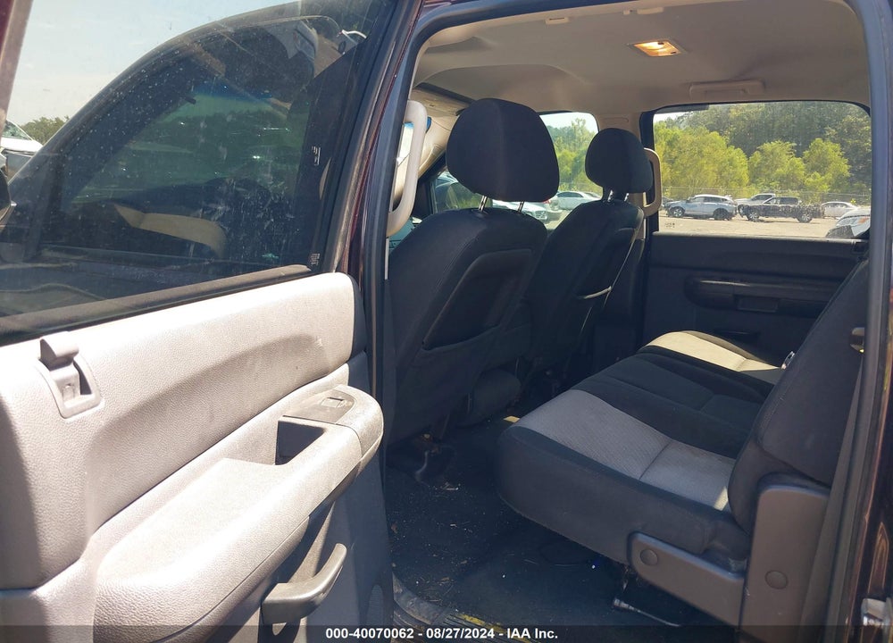2008 CHEVROLET SILVERADO 1500 LS VIN: 2GCEK13C581260325