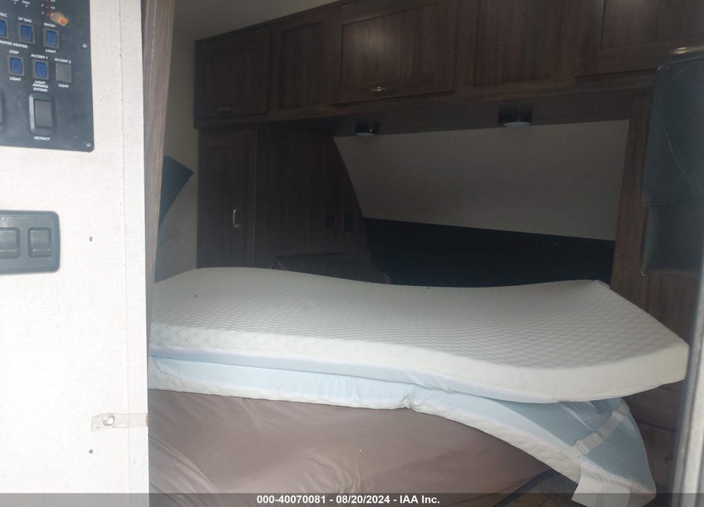 2019 FOREST RIVER WORK AND PLAY VIN: 5ZT2WPVB8K7018796