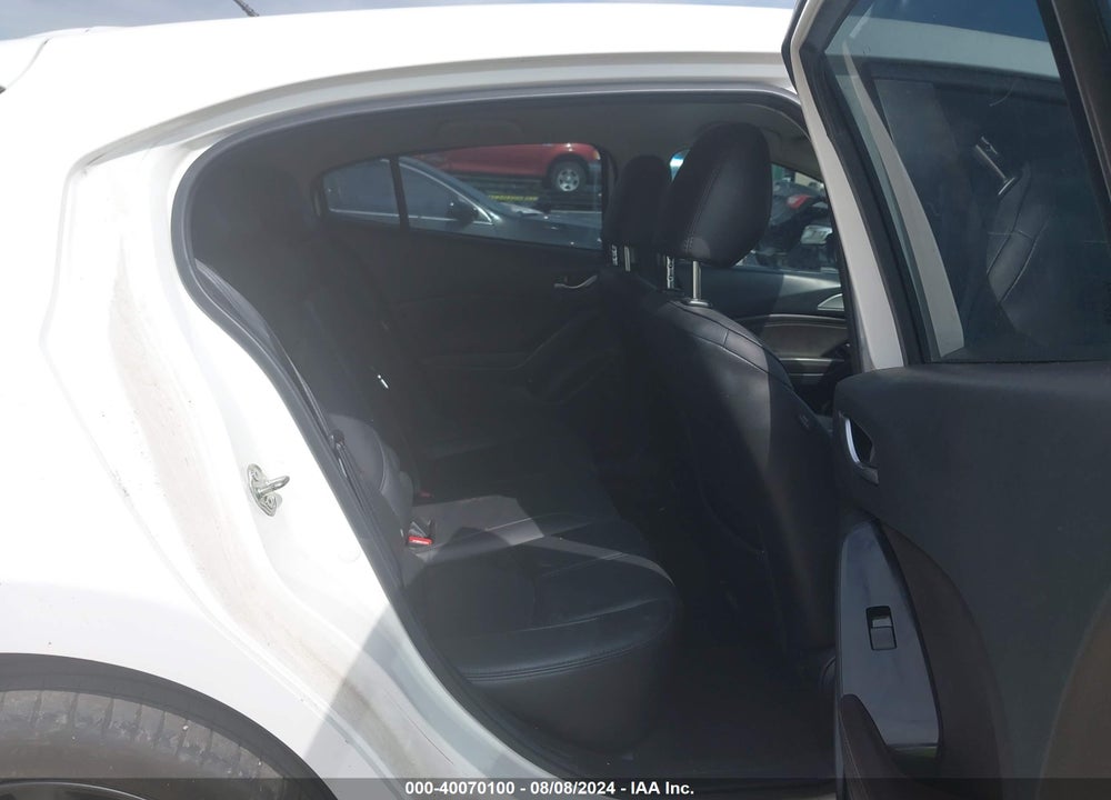 2018 MAZDA 3 TOURING VIN: 3MZBN1L31JM270288