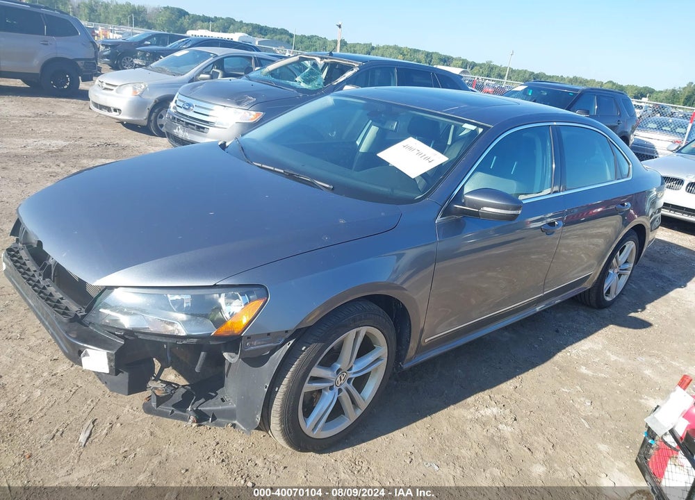 2014 VOLKSWAGEN PASSAT 2.0L TDI SE VIN: 1VWBN7A33EC037199