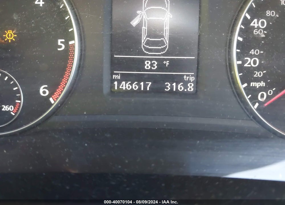 2014 VOLKSWAGEN PASSAT 2.0L TDI SE VIN: 1VWBN7A33EC037199