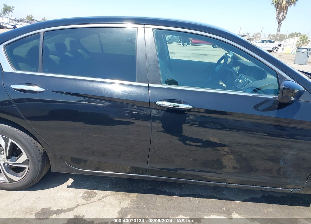2017 HONDA ACCORD LX VIN: 1HGCR2F32HA258849