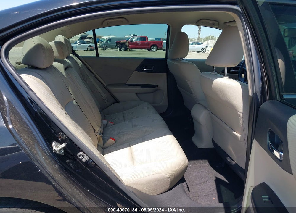 2017 HONDA ACCORD LX VIN: 1HGCR2F32HA258849