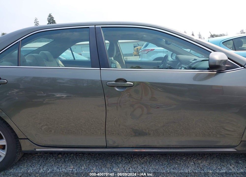 2014 TOYOTA CAMRY HYBRID XLE VIN: 4T1BD1FK2EU124696
