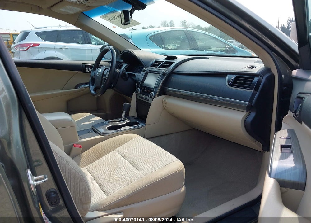 2014 TOYOTA CAMRY HYBRID XLE VIN: 4T1BD1FK2EU124696