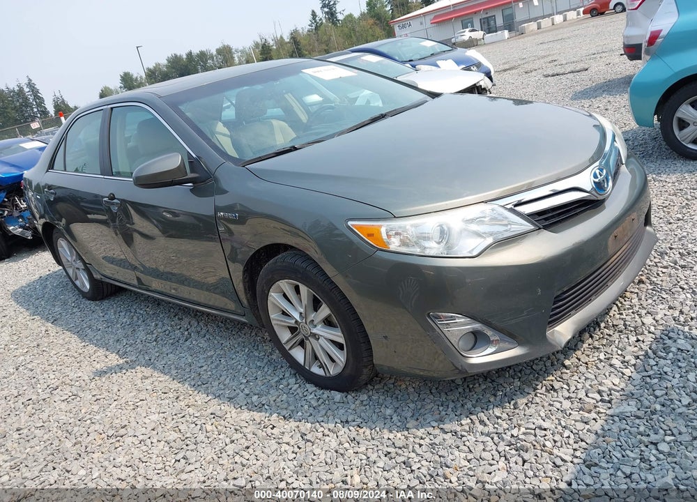 2014 TOYOTA CAMRY HYBRID XLE VIN: 4T1BD1FK2EU124696