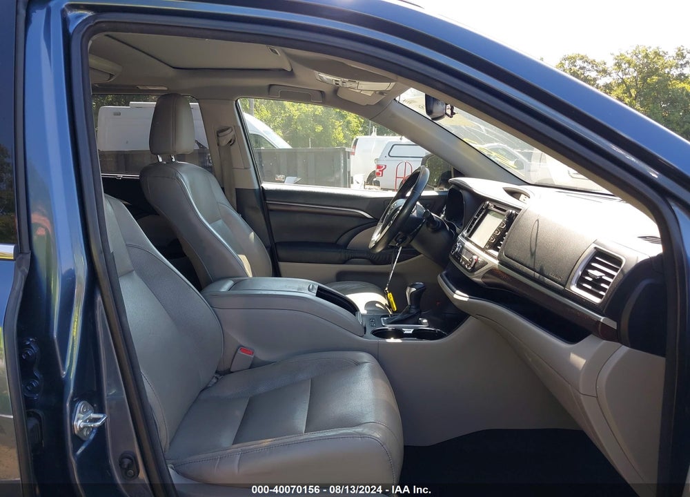 2014 TOYOTA HIGHLANDER LIMITED V6 VIN: 5TDDKRFH4ES005932