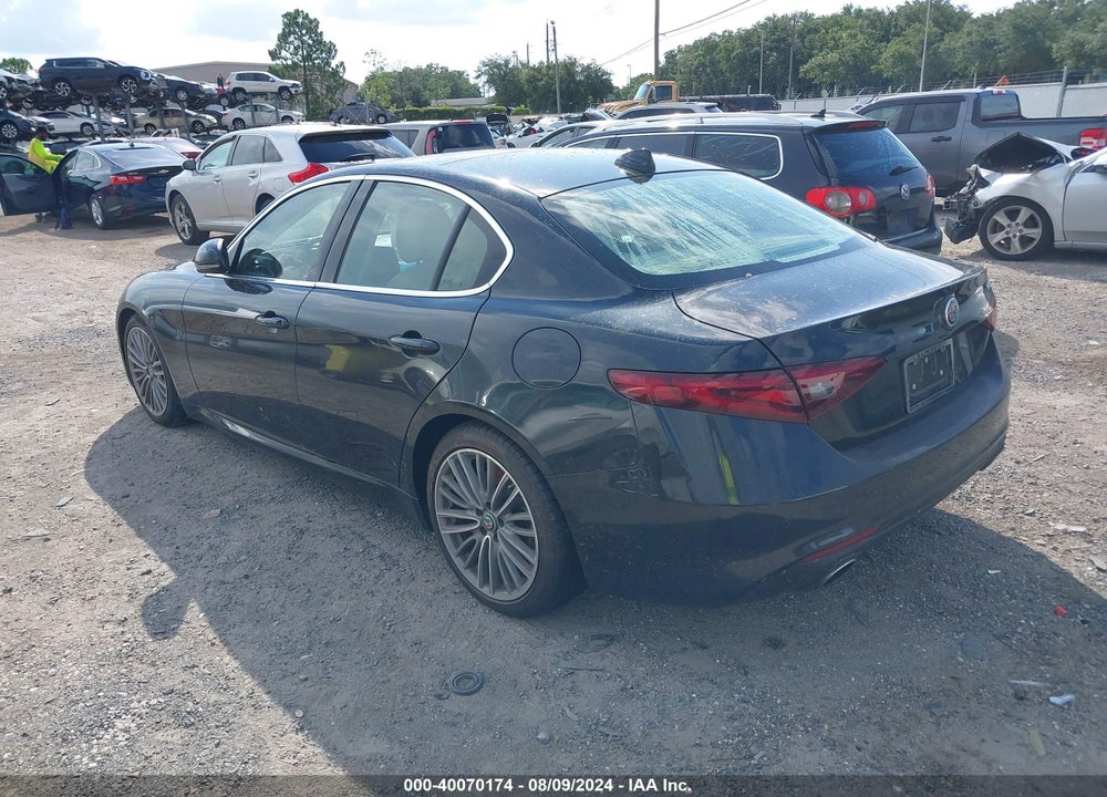 2017 ALFA ROMEO GIULIA TI RWD VIN: ZARFAECNXH7556059