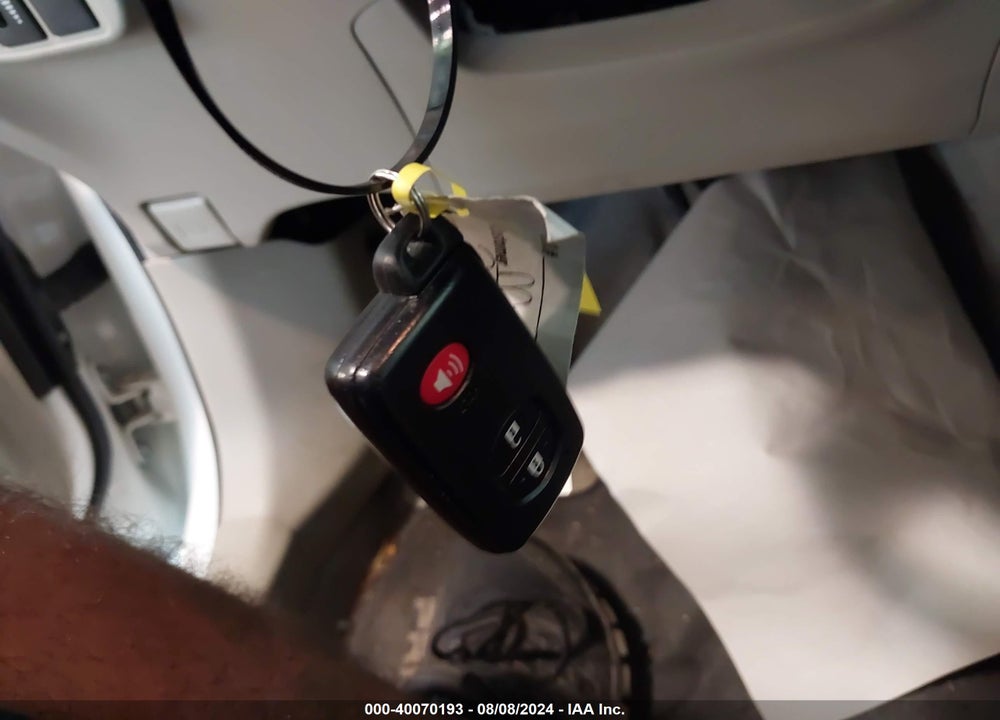 2011 TOYOTA PRIUS THREE VIN: JTDKN3DU7B1437029