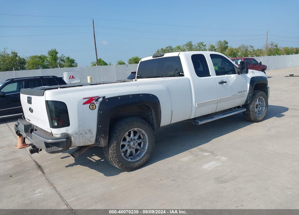 2008 CHEVROLET SILVERADO 2500HD LT1 VIN: 1GCHK29K68E204538