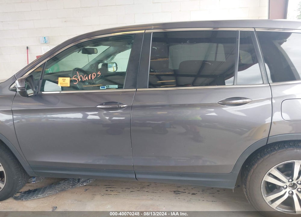 2018 HONDA PILOT EX-L VIN: 5FNYF6H5XJB011174