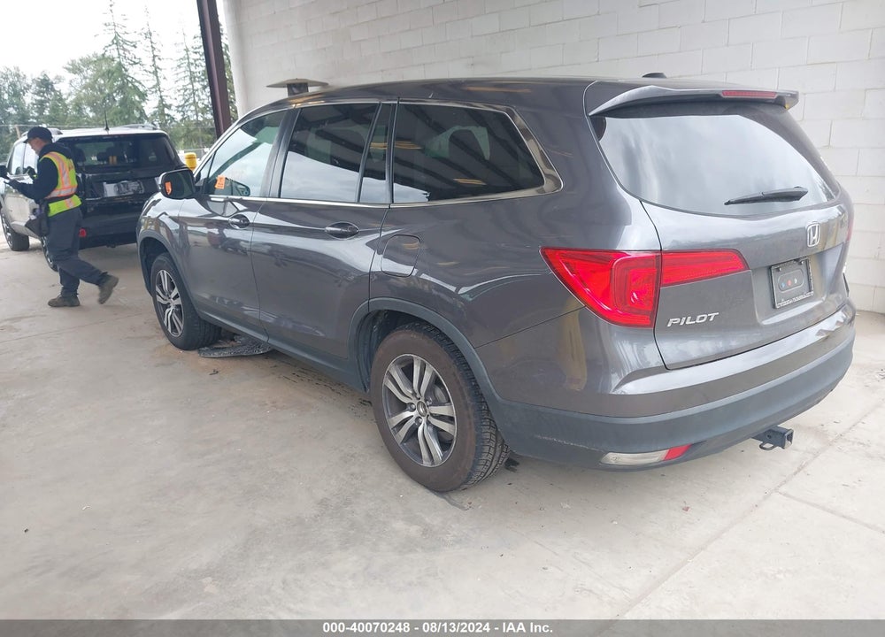 2018 HONDA PILOT EX-L VIN: 5FNYF6H5XJB011174