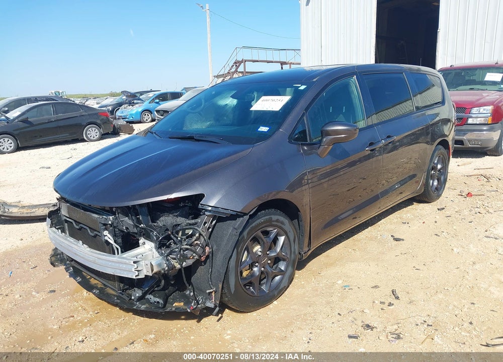 2020 CHRYSLER PACIFICA TOURING VIN: 2C4RC1FG5LR128737