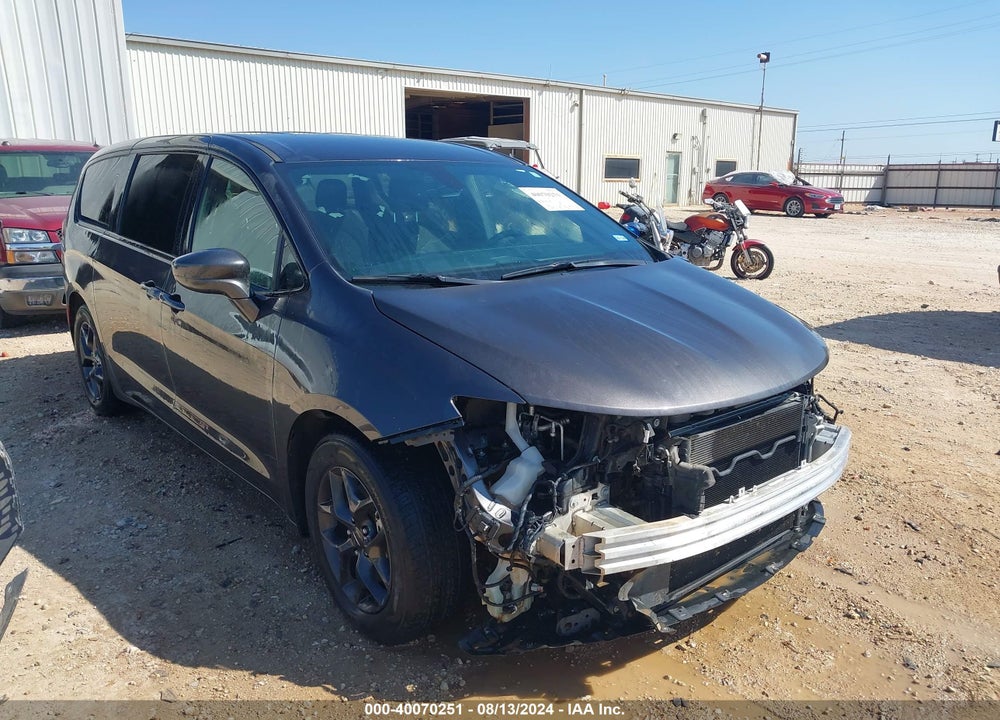 2020 CHRYSLER PACIFICA TOURING VIN: 2C4RC1FG5LR128737