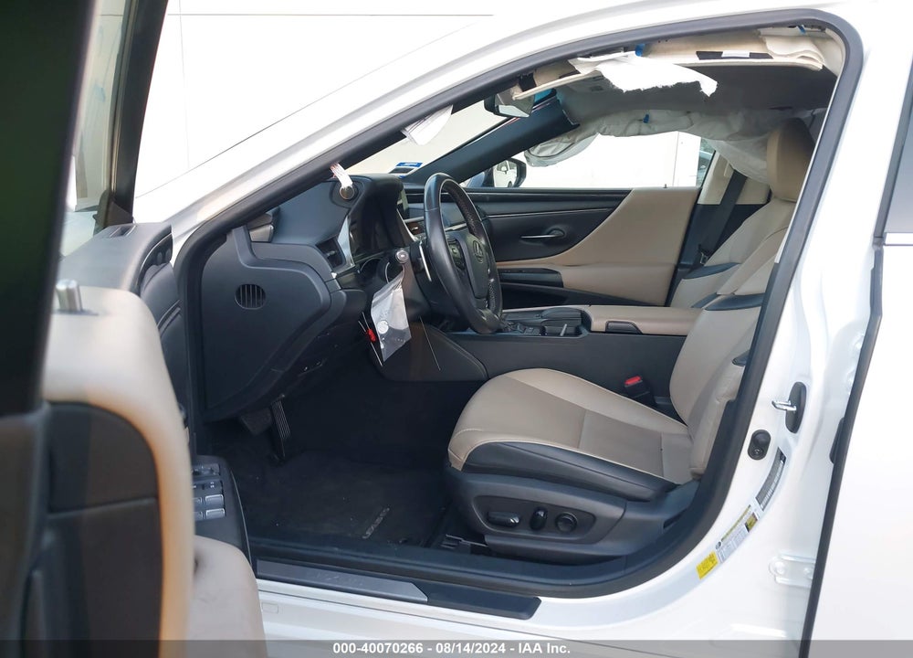 2021 LEXUS ES 300H VIN: 58ACA1C14MU010621